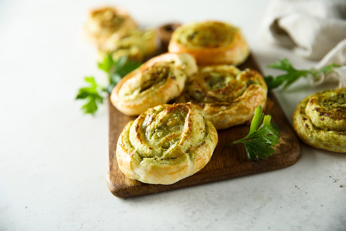 Blätterteigschnecken mit Basilikumpesto Rezept I Südtiroler Rezepte bei ...